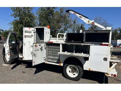 Ford F-550 XL Utility Truck