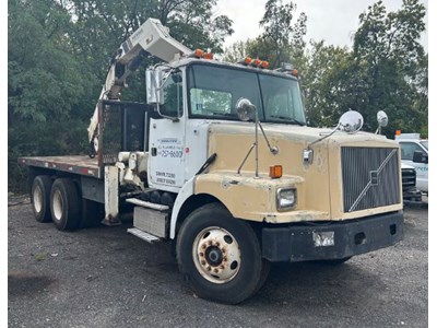 Volvo Flat Bed w/ Crane 
